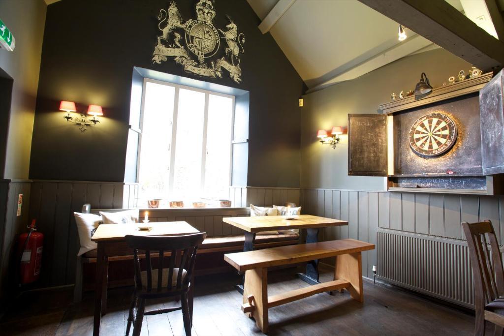 The Kings Arms Ξενοδοχείο Didmarton Εξωτερικό φωτογραφία