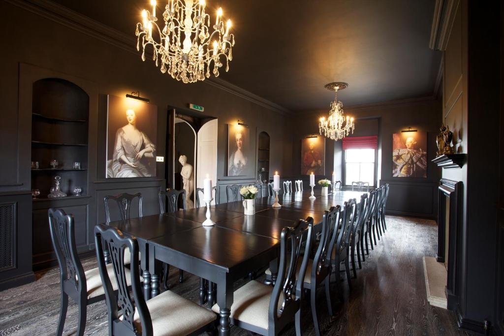 The Kings Arms Ξενοδοχείο Didmarton Εξωτερικό φωτογραφία